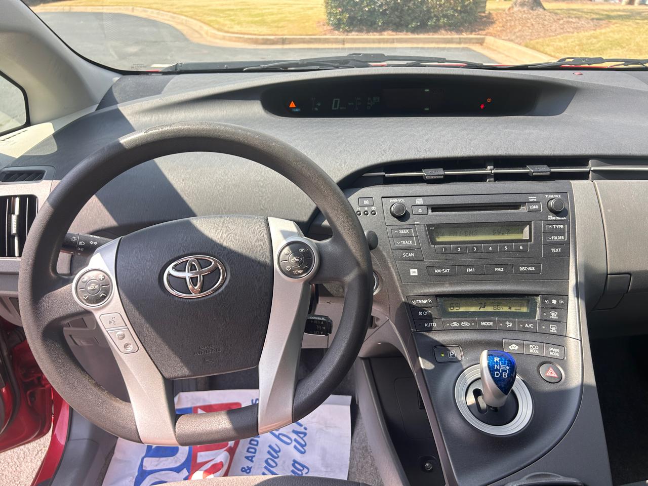 Toyota Prius Prius V 2010