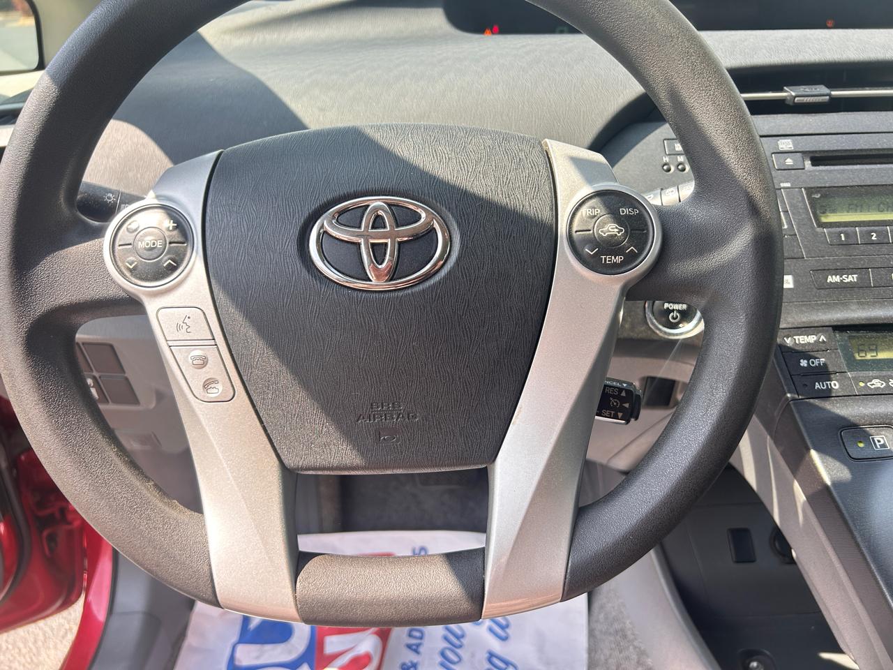 Toyota Prius Prius V 2010