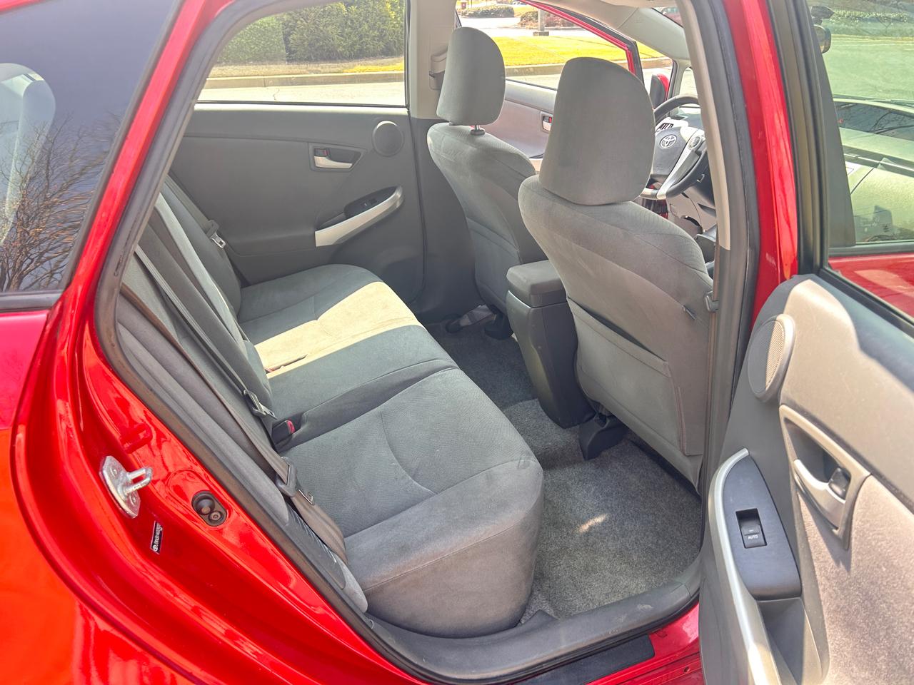 Toyota Prius Prius V 2010