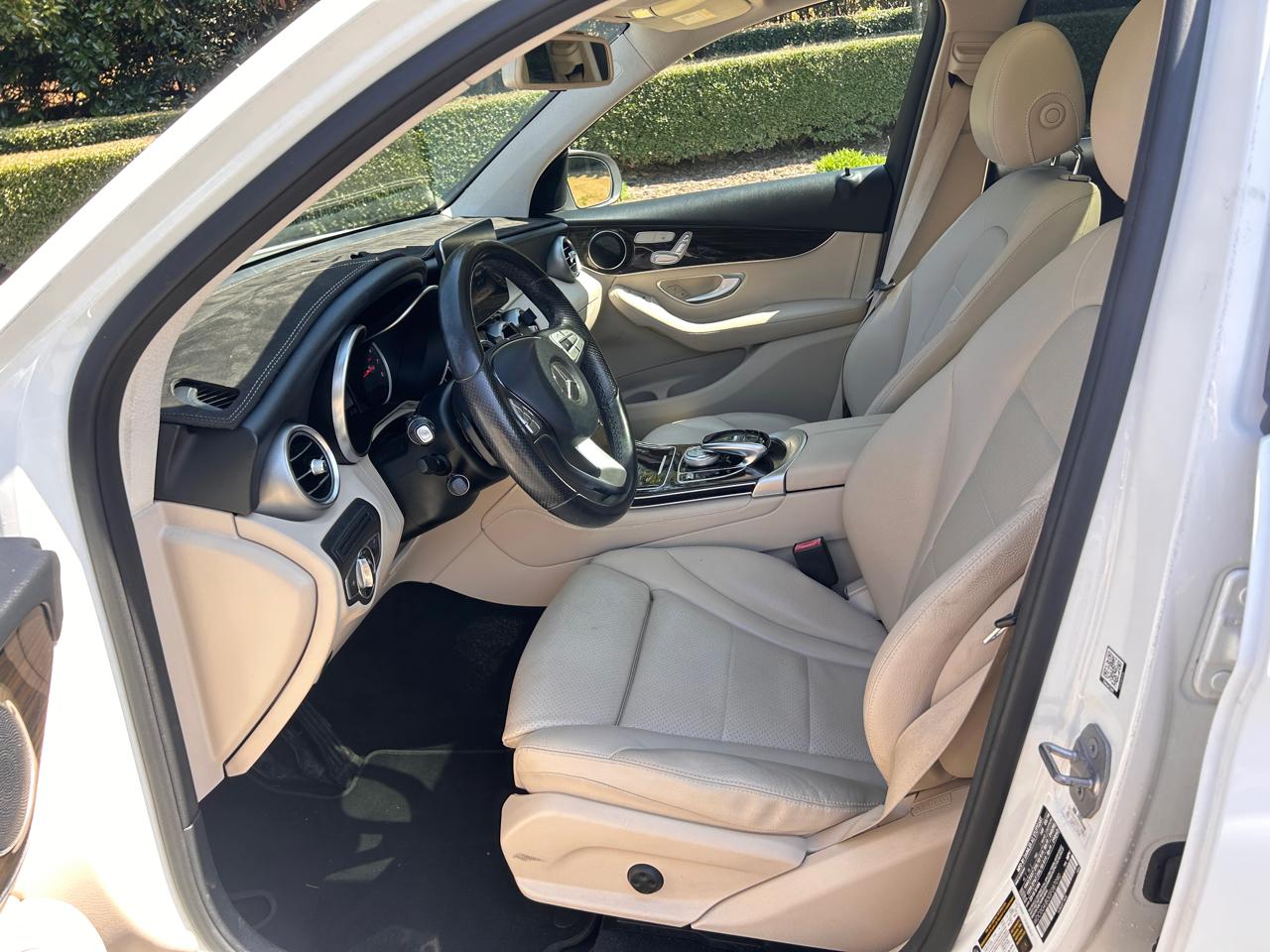 Mercedes-Benz GLC-Class GLC300 2016