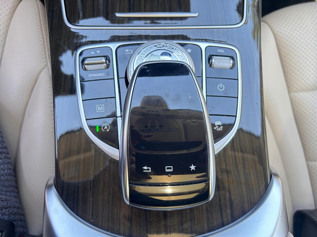 Mercedes-Benz GLC-Class GLC300 2016