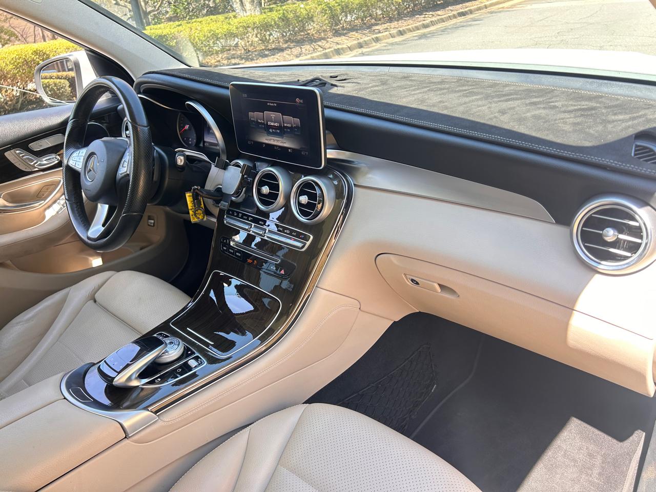 Mercedes-Benz GLC-Class GLC300 2016