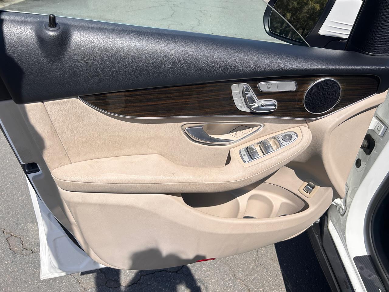 Mercedes-Benz GLC-Class GLC300 2016