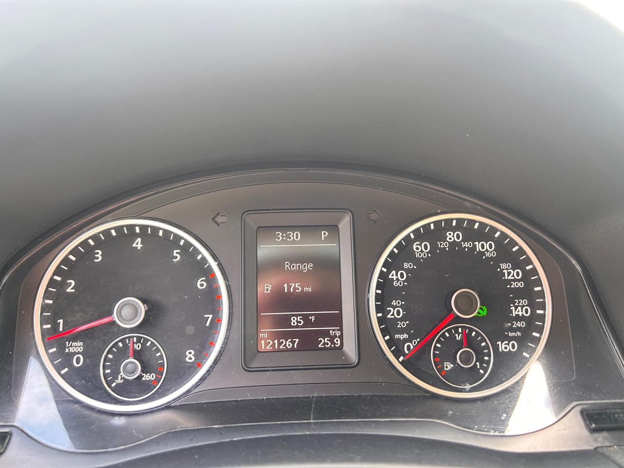 Volkswagen Tiguan SE 2016