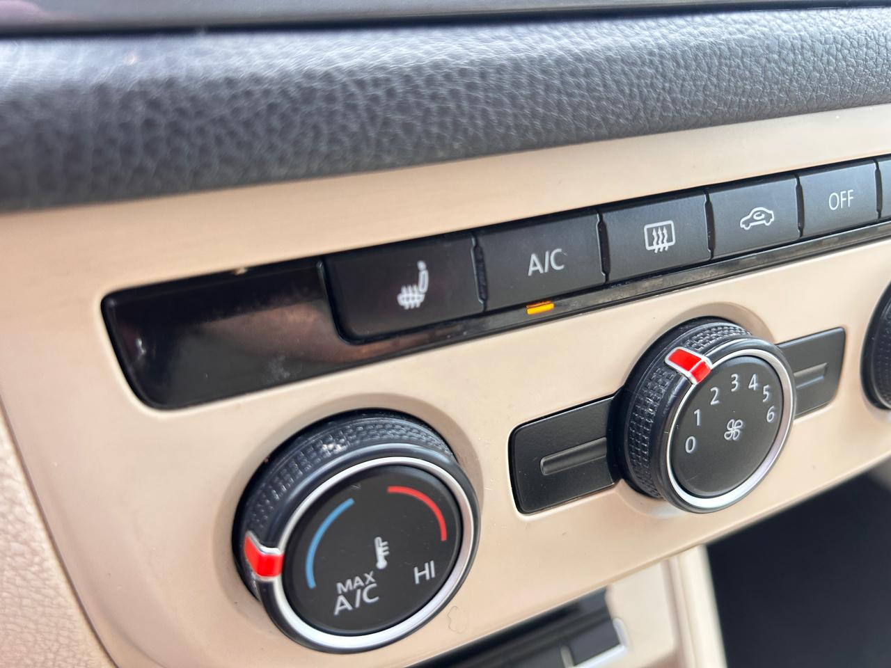 Volkswagen Tiguan SE 2016