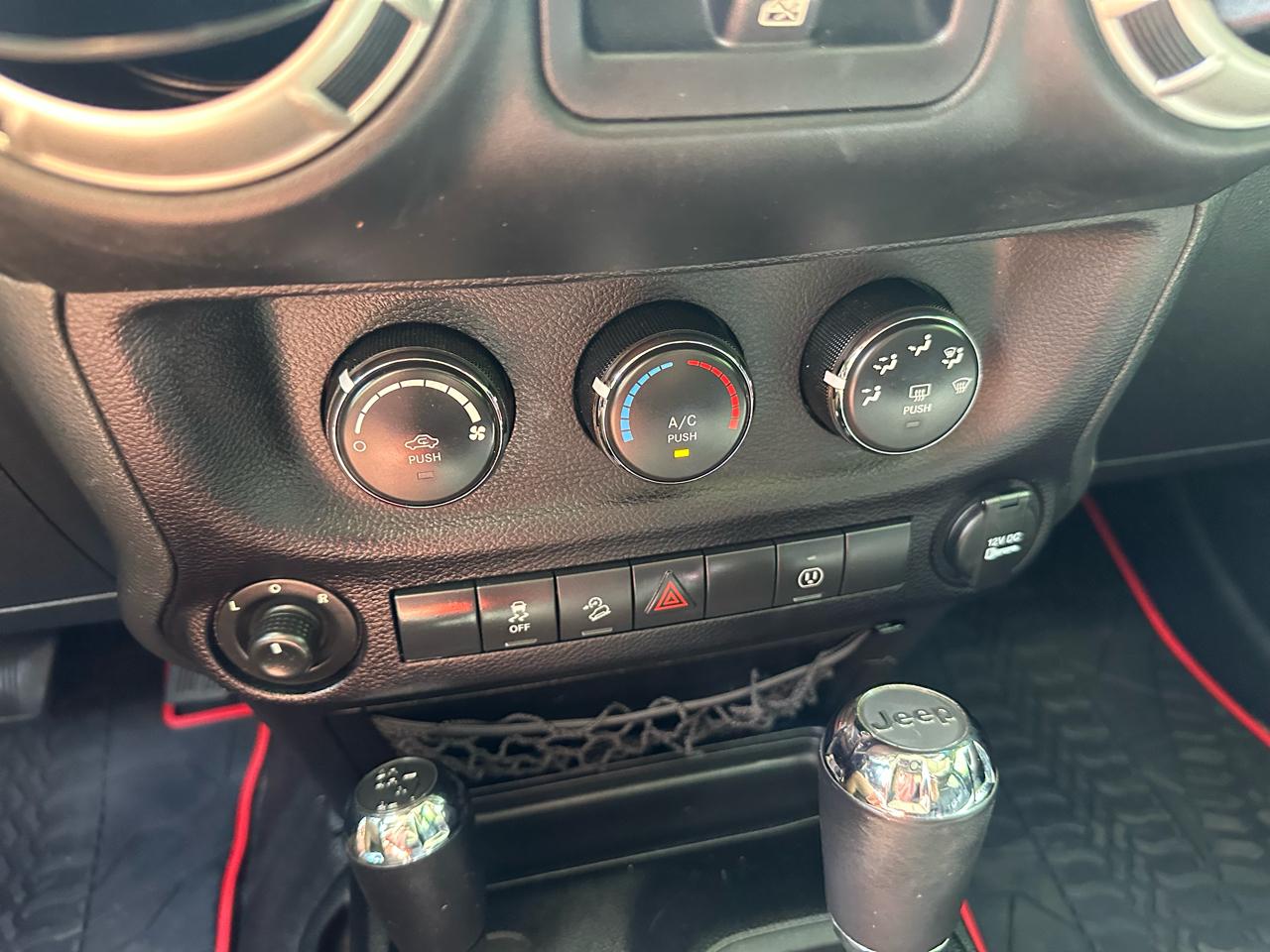 Jeep Wrangler Unlimited Rubicon 4WD 2016