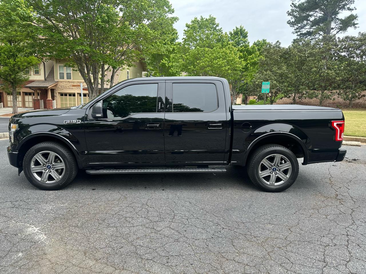 Ford F-150 XLT SuperCrew 6.5-ft. Bed 2WD 2017