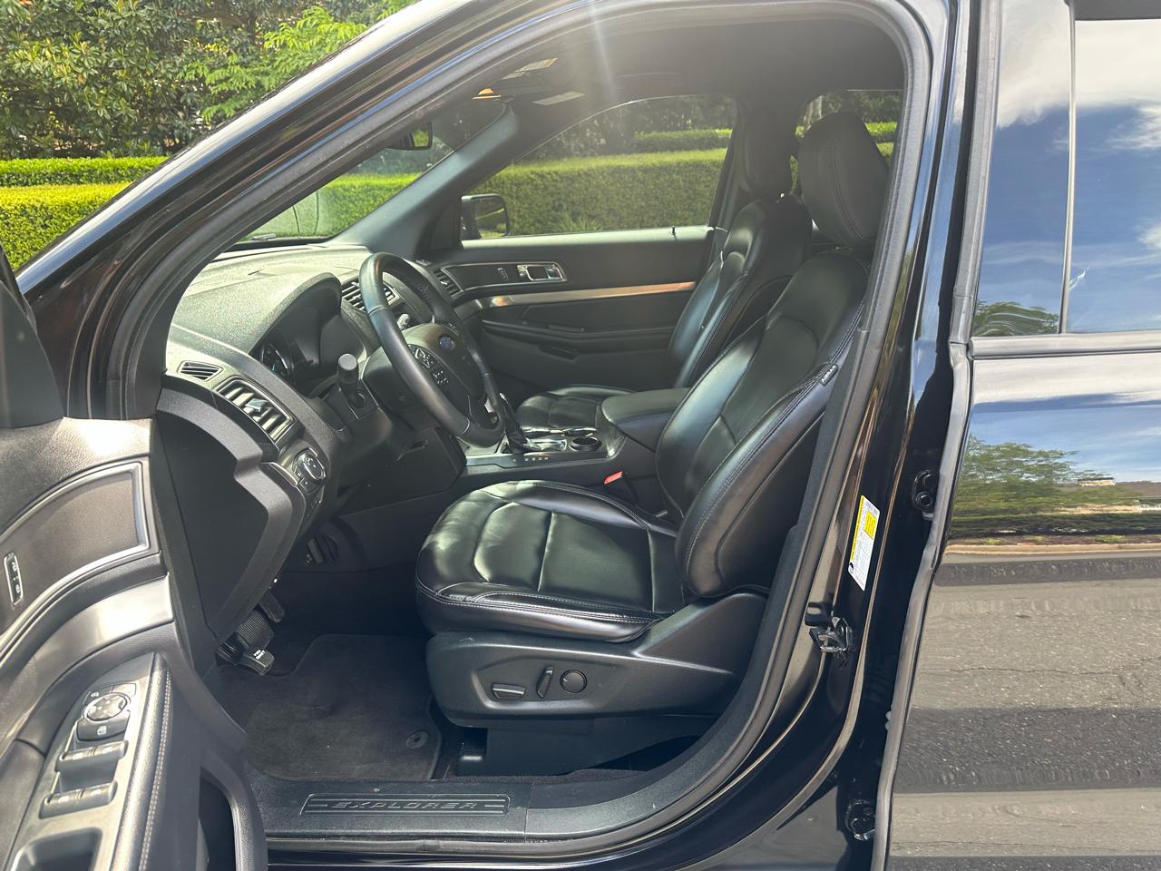 Ford Explorer XLT FWD 2019