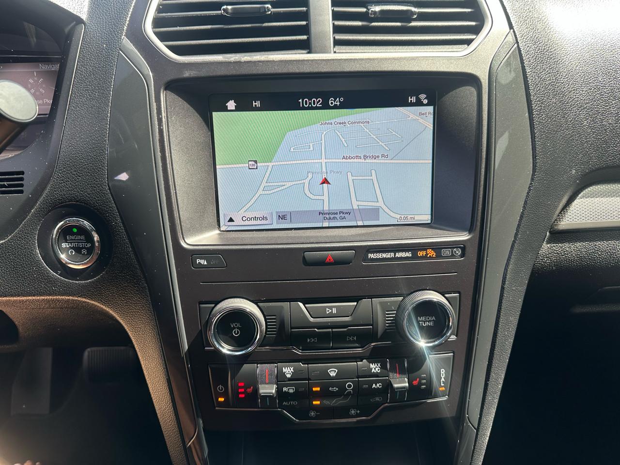 Ford Explorer XLT FWD 2019