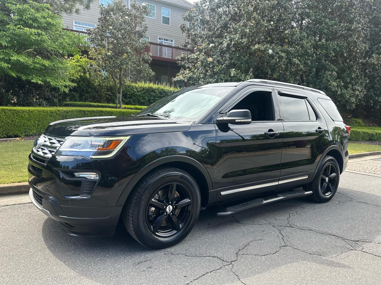 Ford Explorer XLT FWD 2019