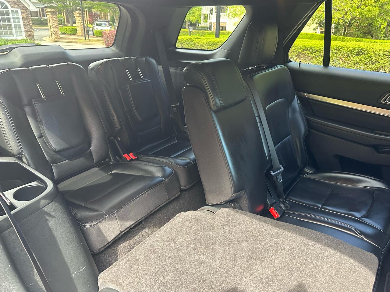 Ford Explorer XLT FWD 2019