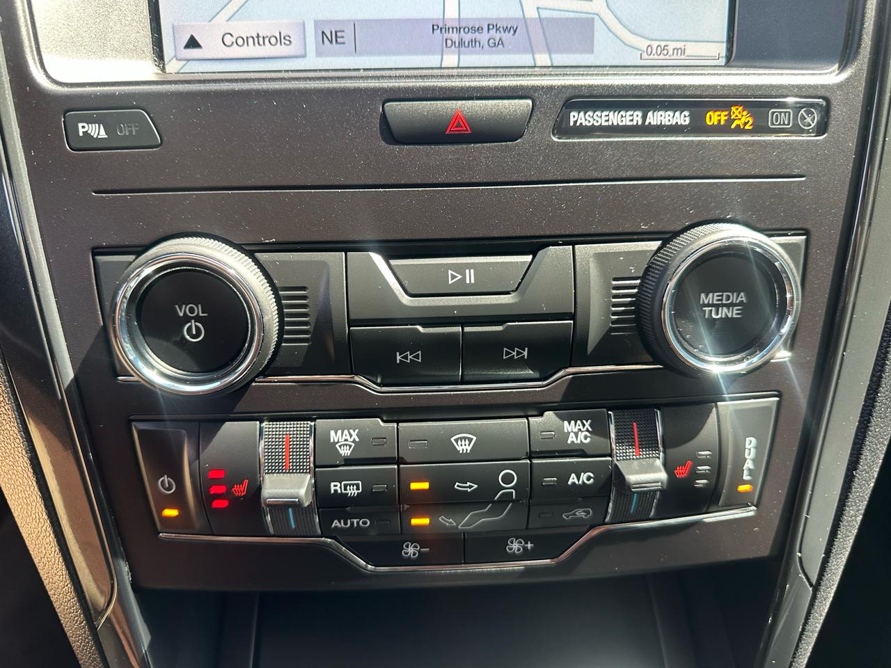 Ford Explorer XLT FWD 2019