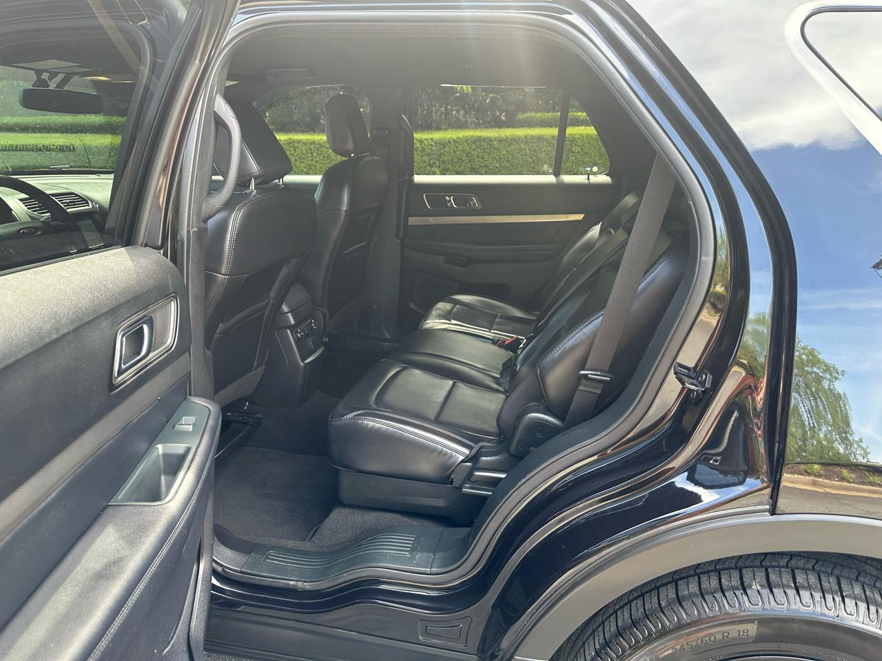 Ford Explorer XLT FWD 2019