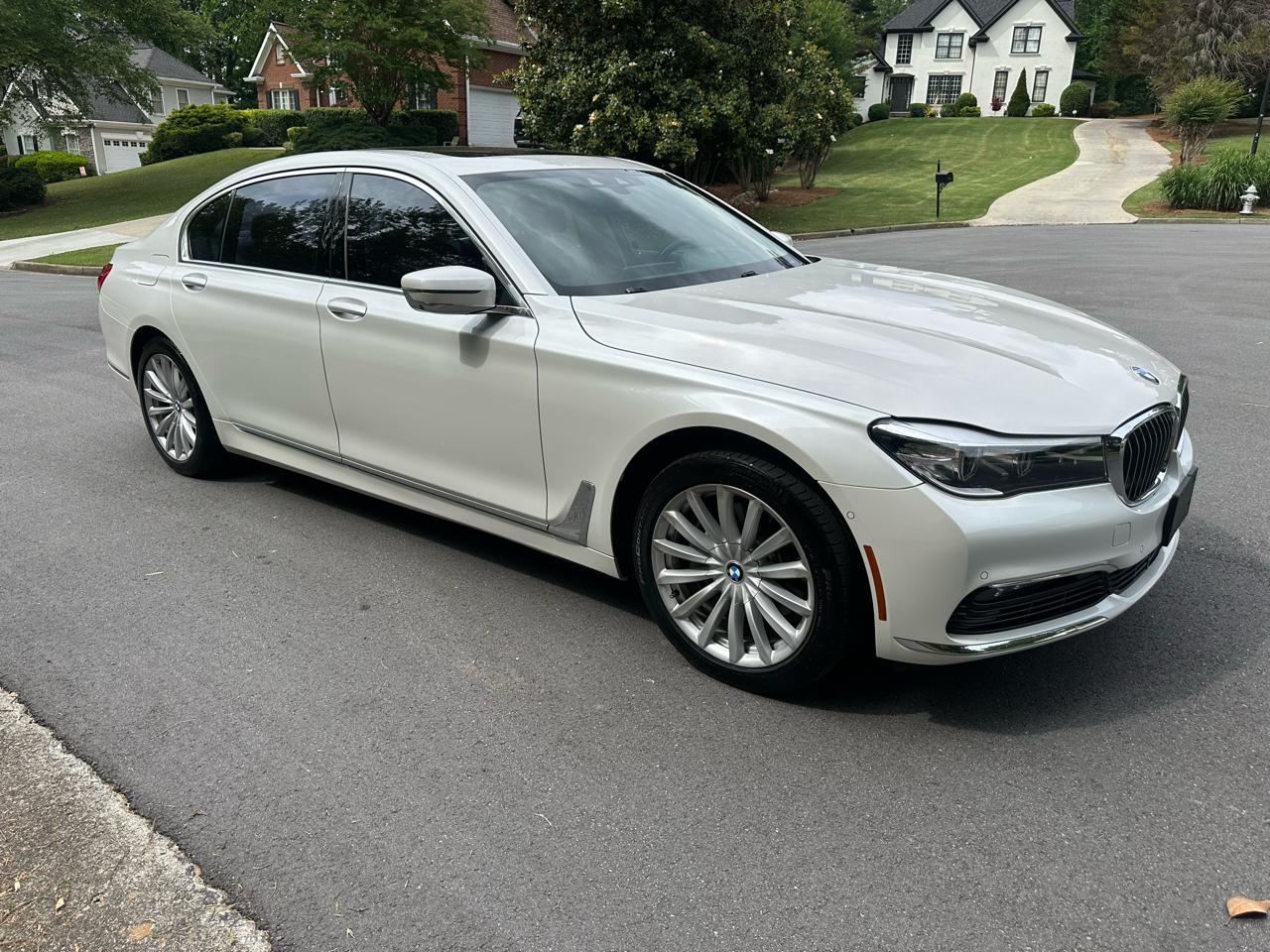 BMW 7-Series 740i xDrive 2018