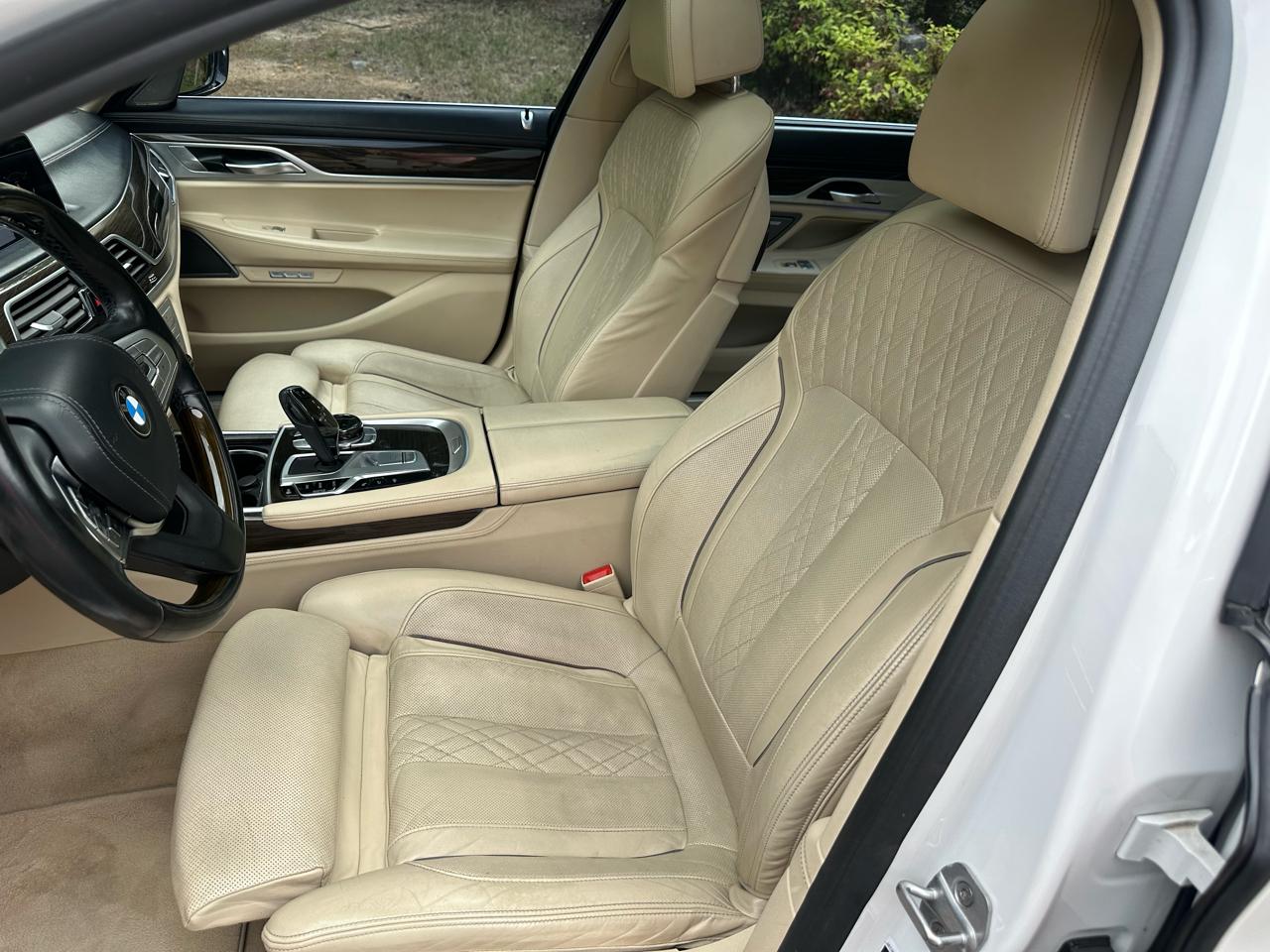 BMW 7-Series 740i xDrive 2018