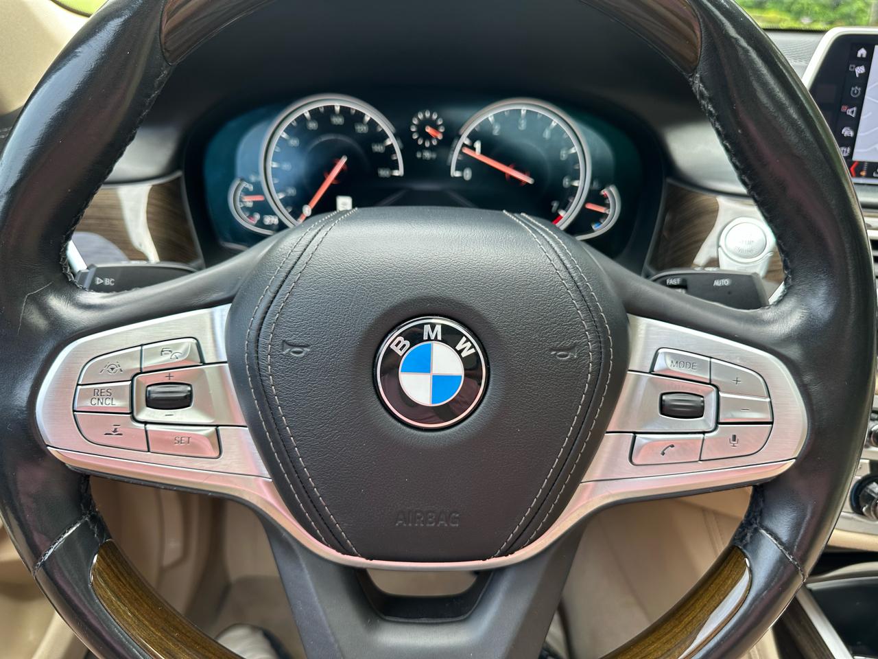 BMW 7-Series 740i xDrive 2018