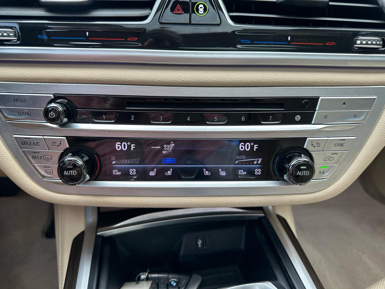 BMW 7-Series 740i xDrive 2018