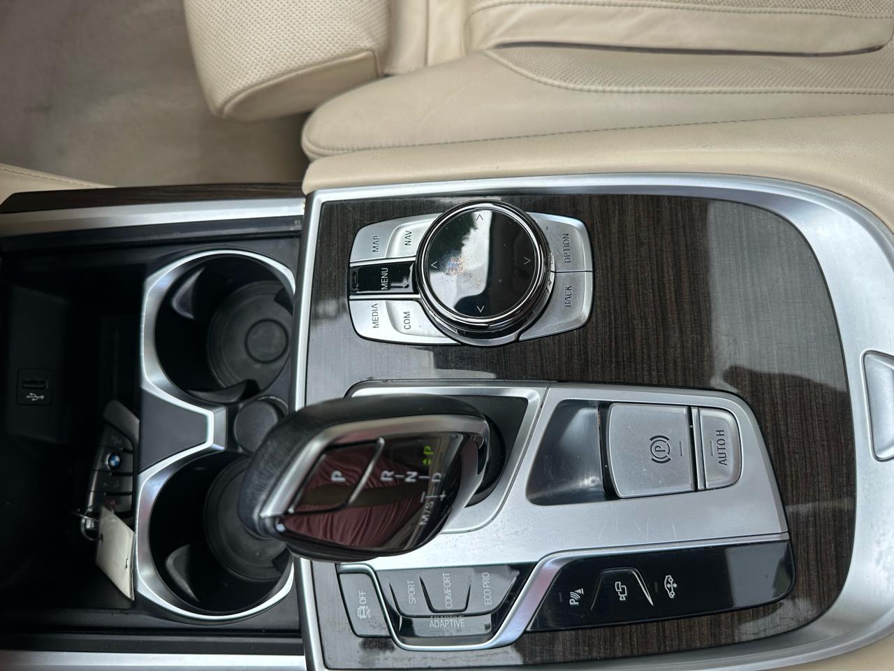 BMW 7-Series 740i xDrive 2018