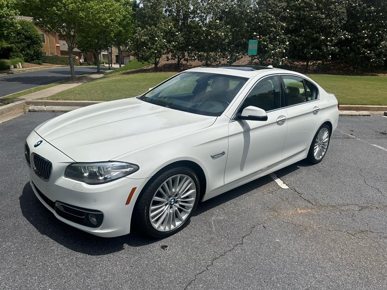 BMW 5-Series 550i 2014