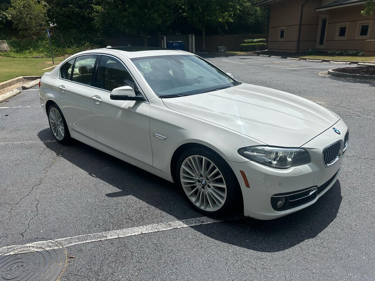 BMW 5-Series 550i 2014