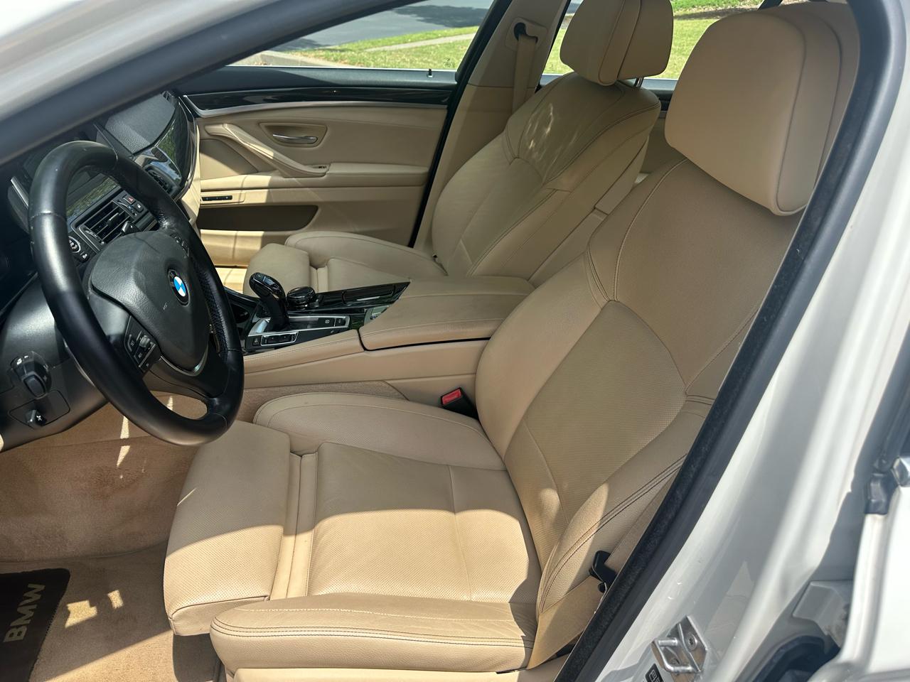 BMW 5-Series 550i 2014