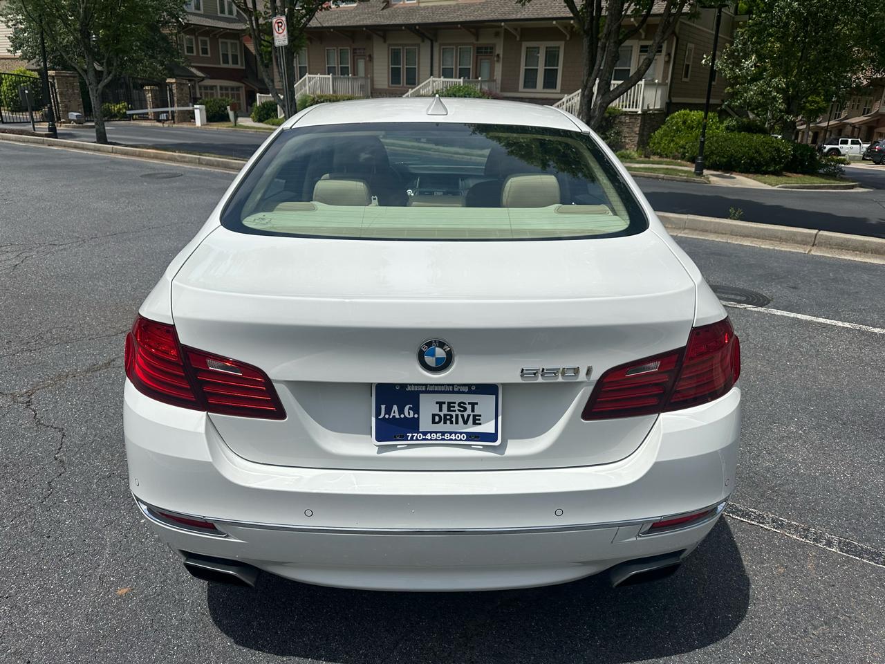 BMW 5-Series 550i 2014