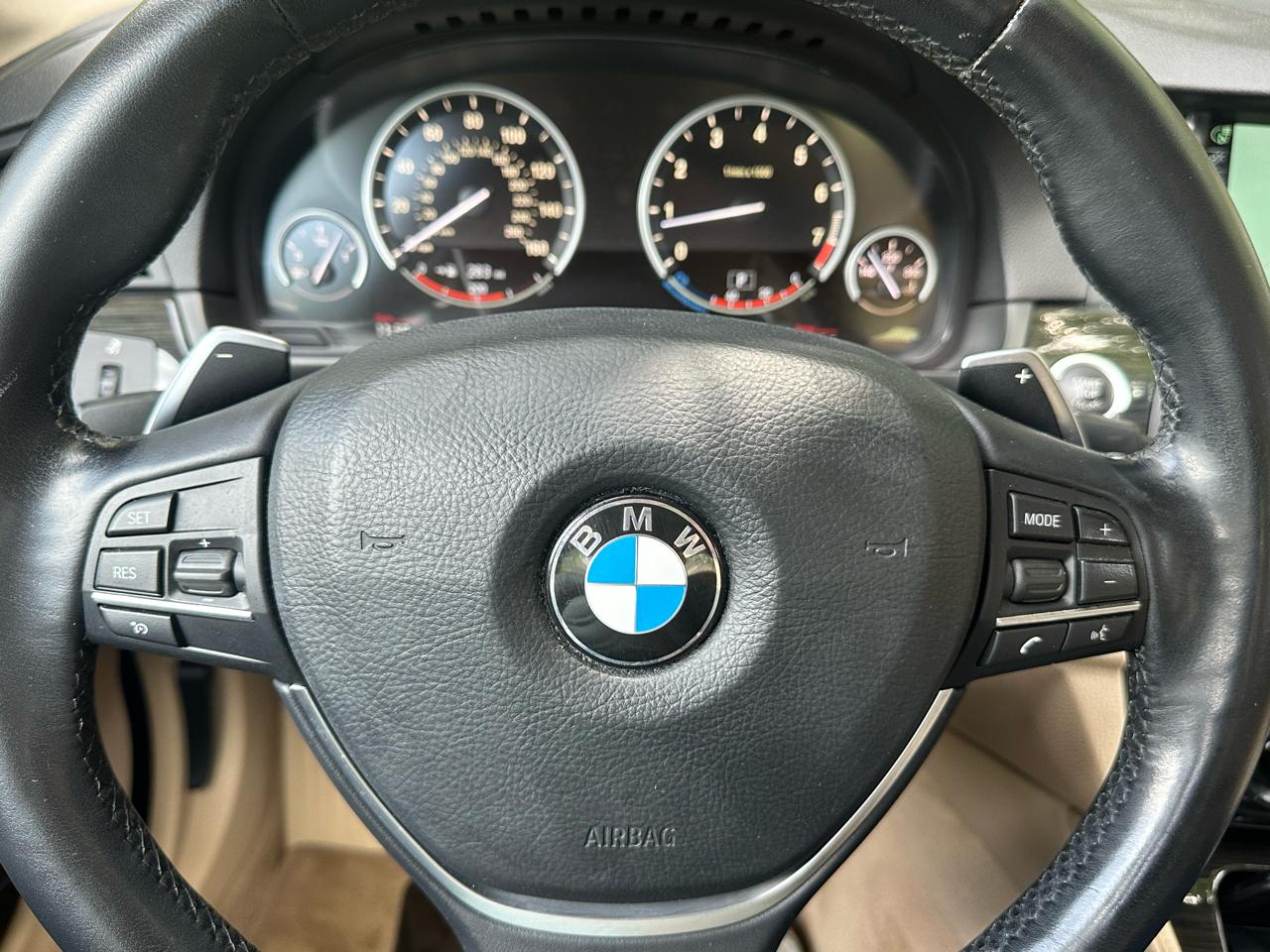 BMW 5-Series 550i 2014