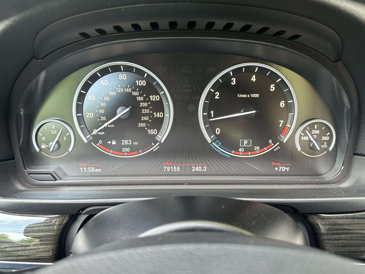 BMW 5-Series 550i 2014