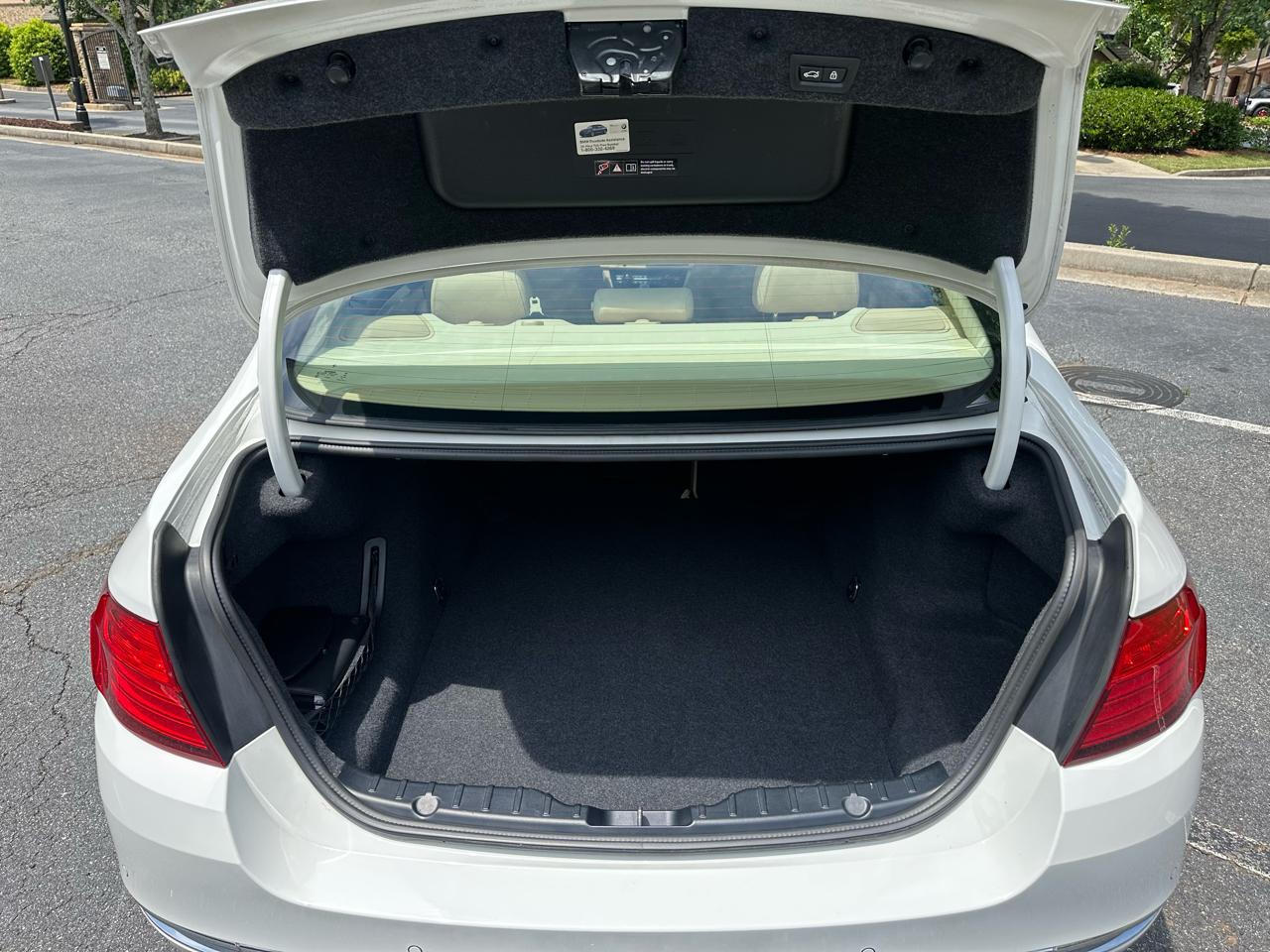BMW 5-Series 550i 2014