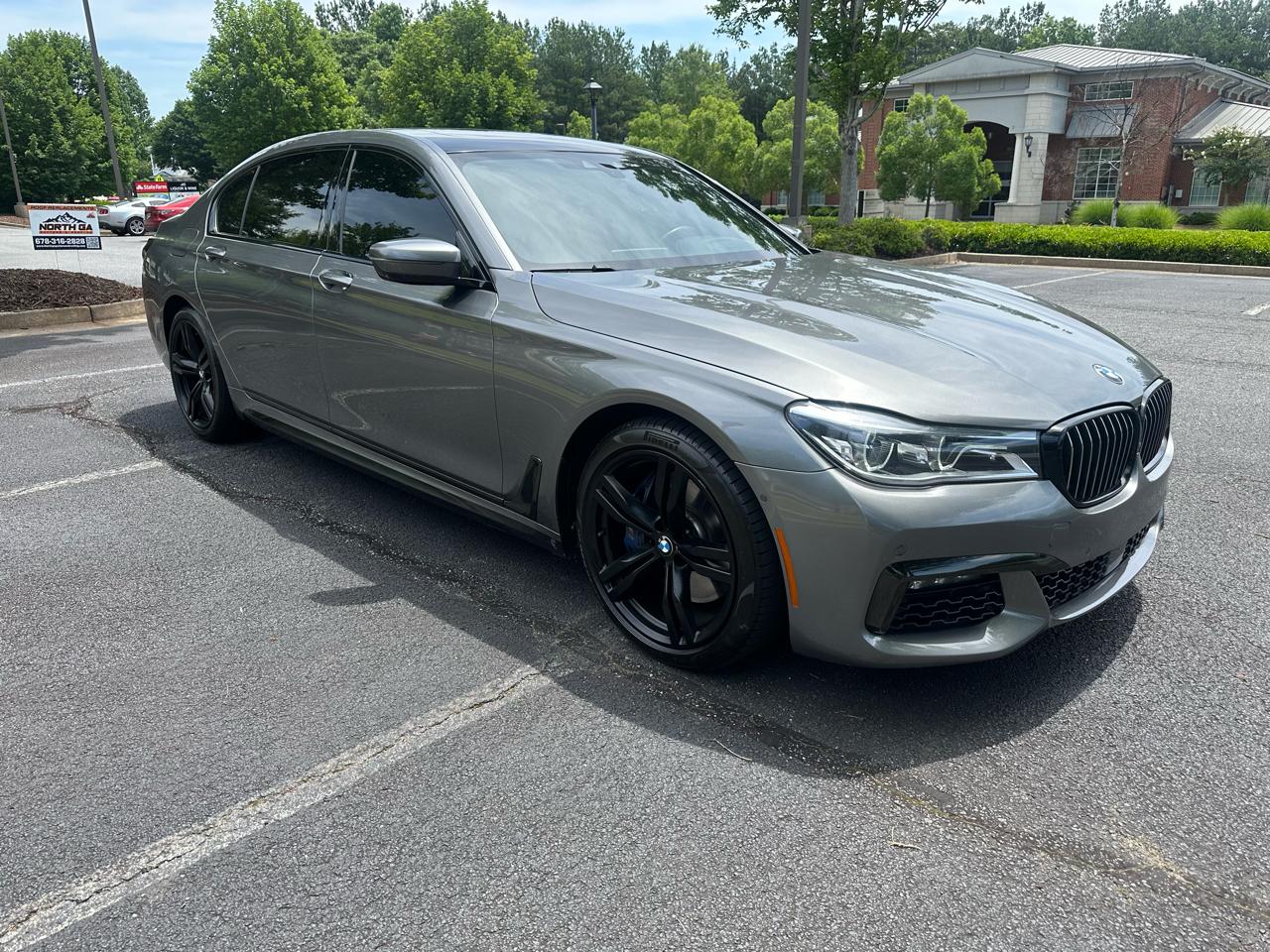 BMW 7-Series 750i 2018