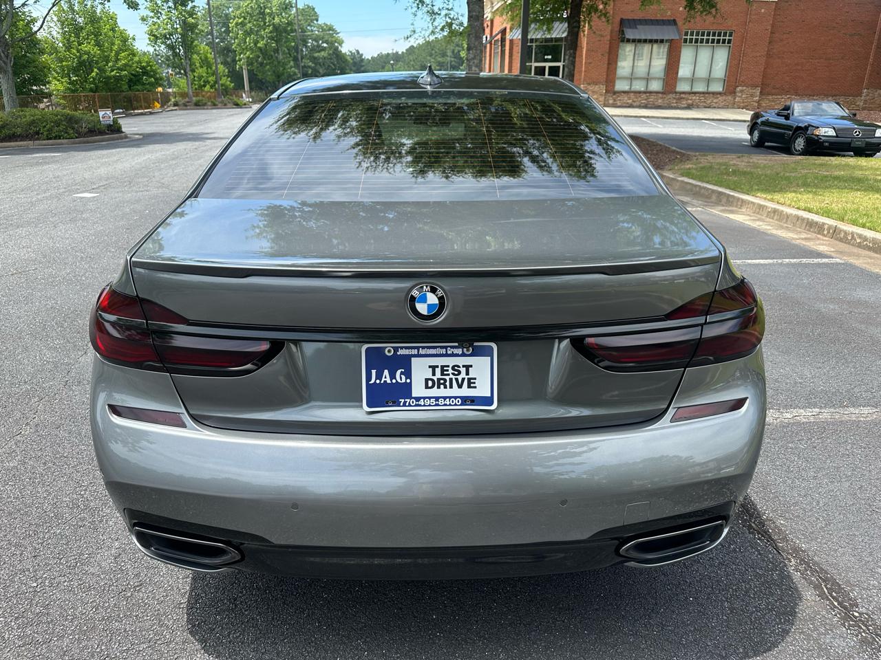 BMW 7-Series 750i 2018