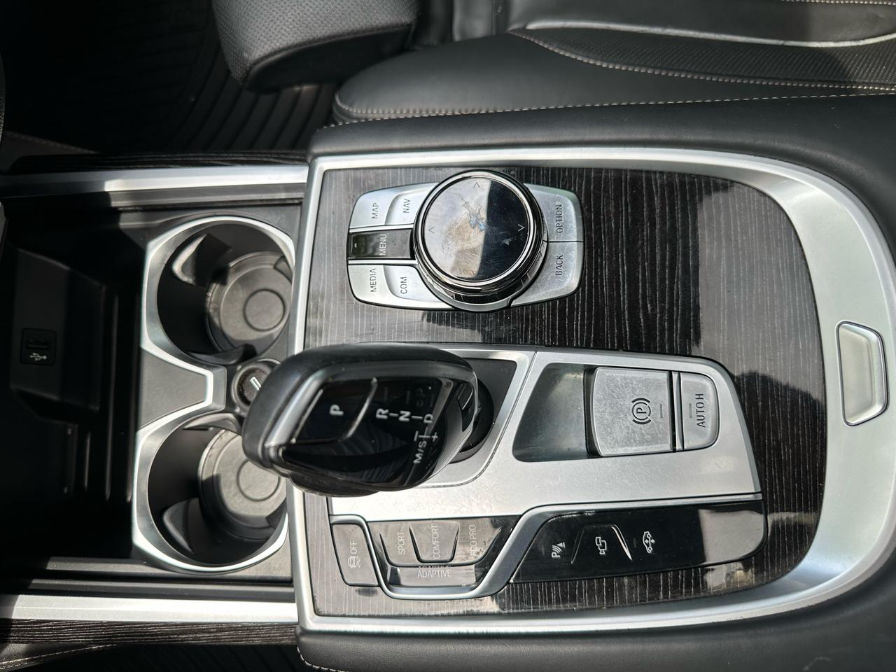 BMW 7-Series 750i 2018