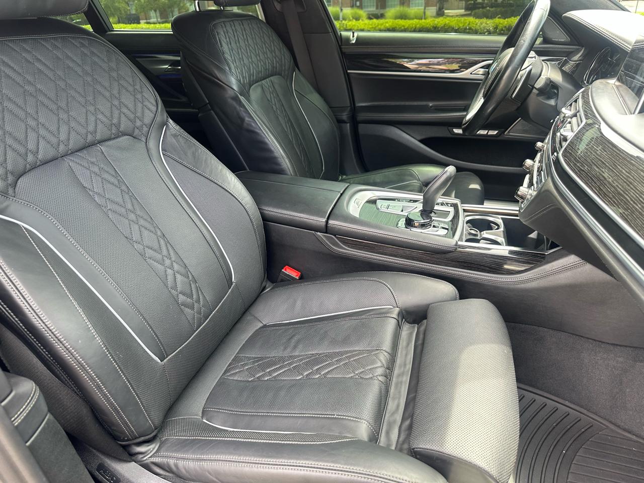 BMW 7-Series 750i 2018