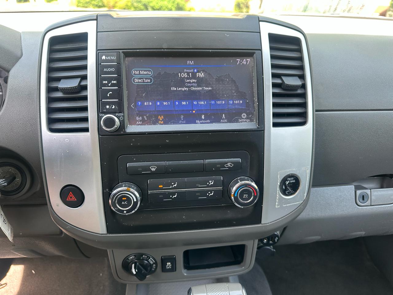 Nissan Frontier  2019