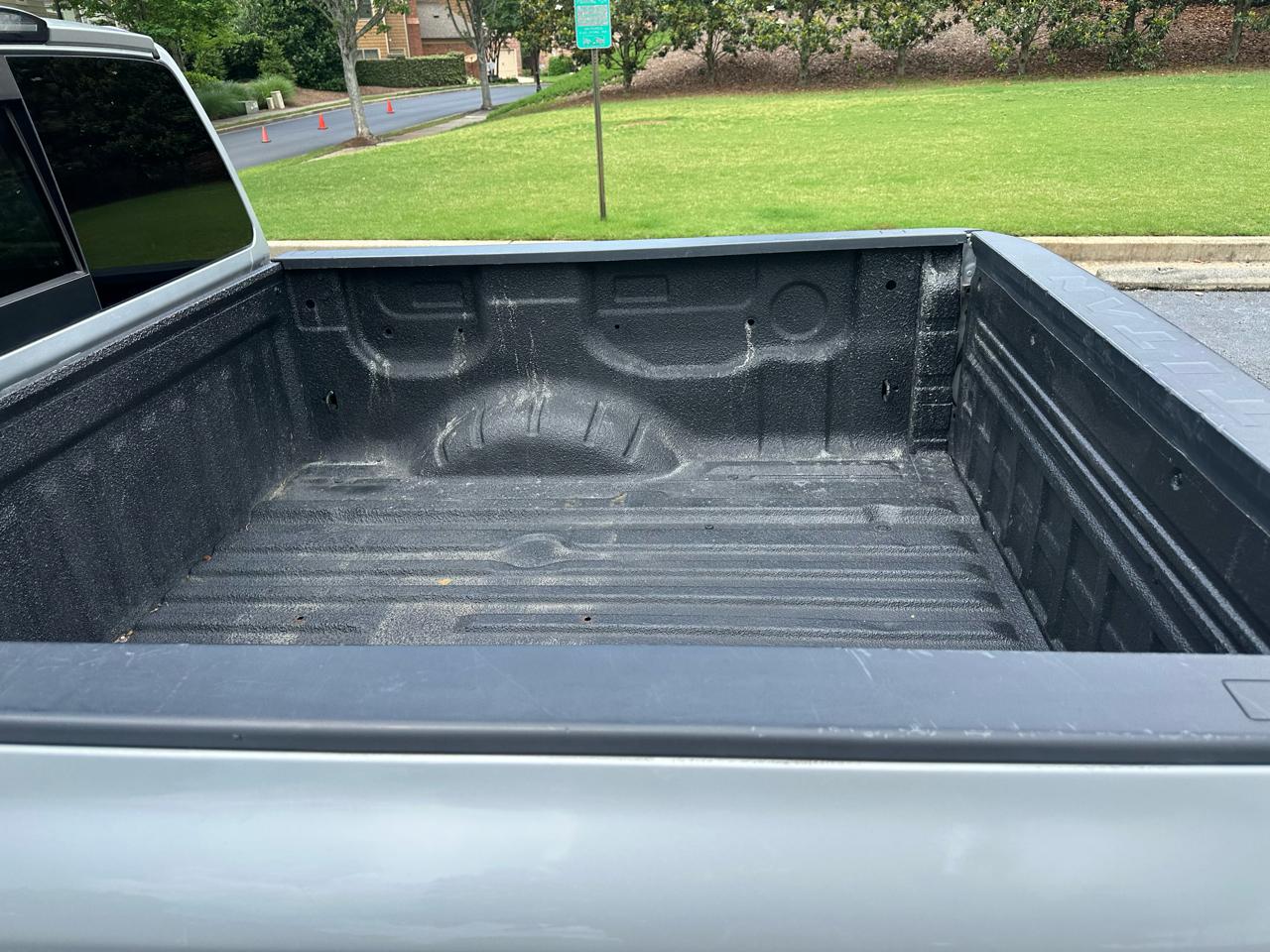 Nissan Titan SV Crew Cab 2WD 2019