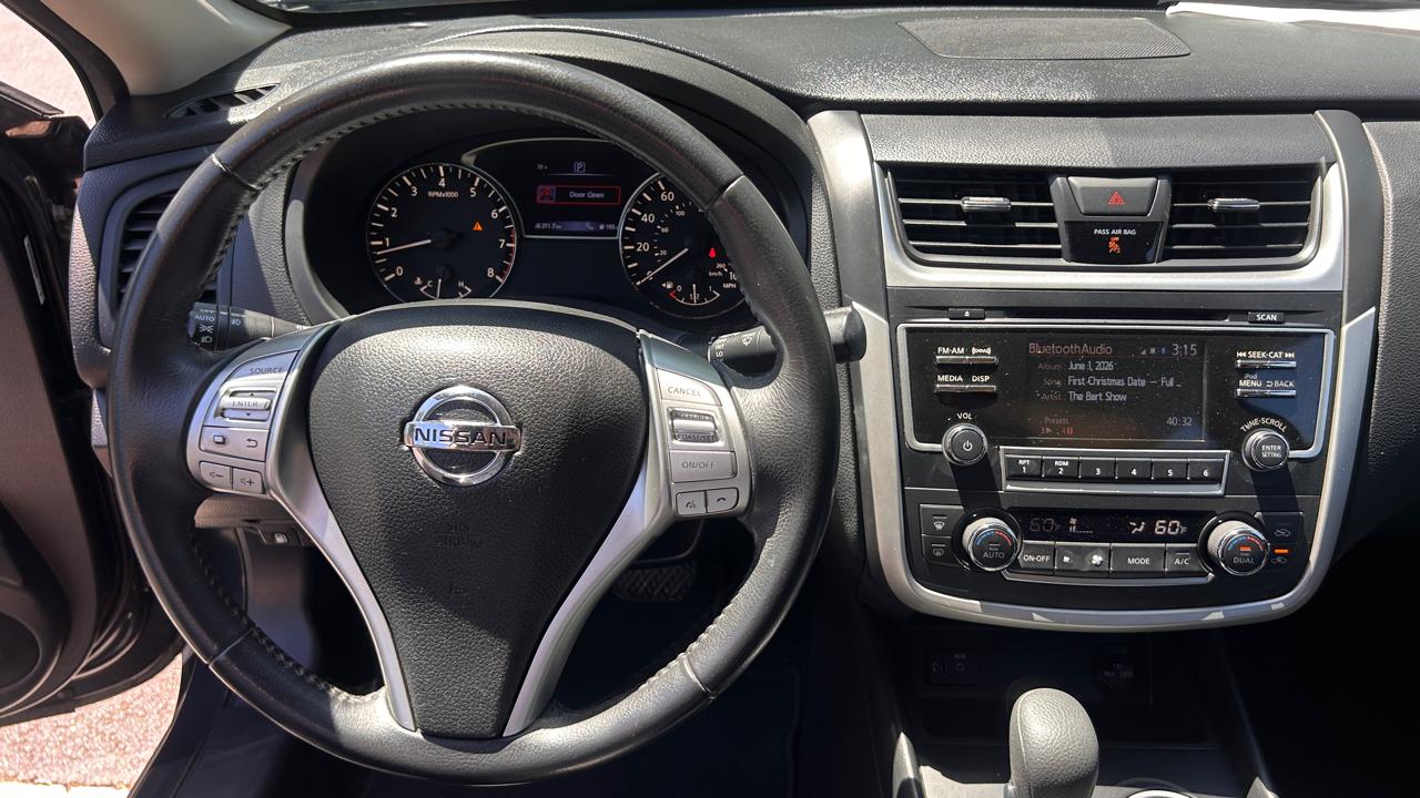 Nissan Altima 2.5 SV Sedan 2017