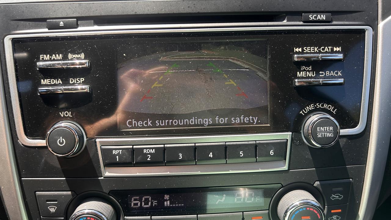 Nissan Altima 2.5 SV Sedan 2017