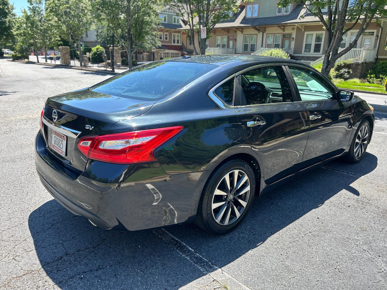 Nissan Altima 2.5 SV Sedan 2017