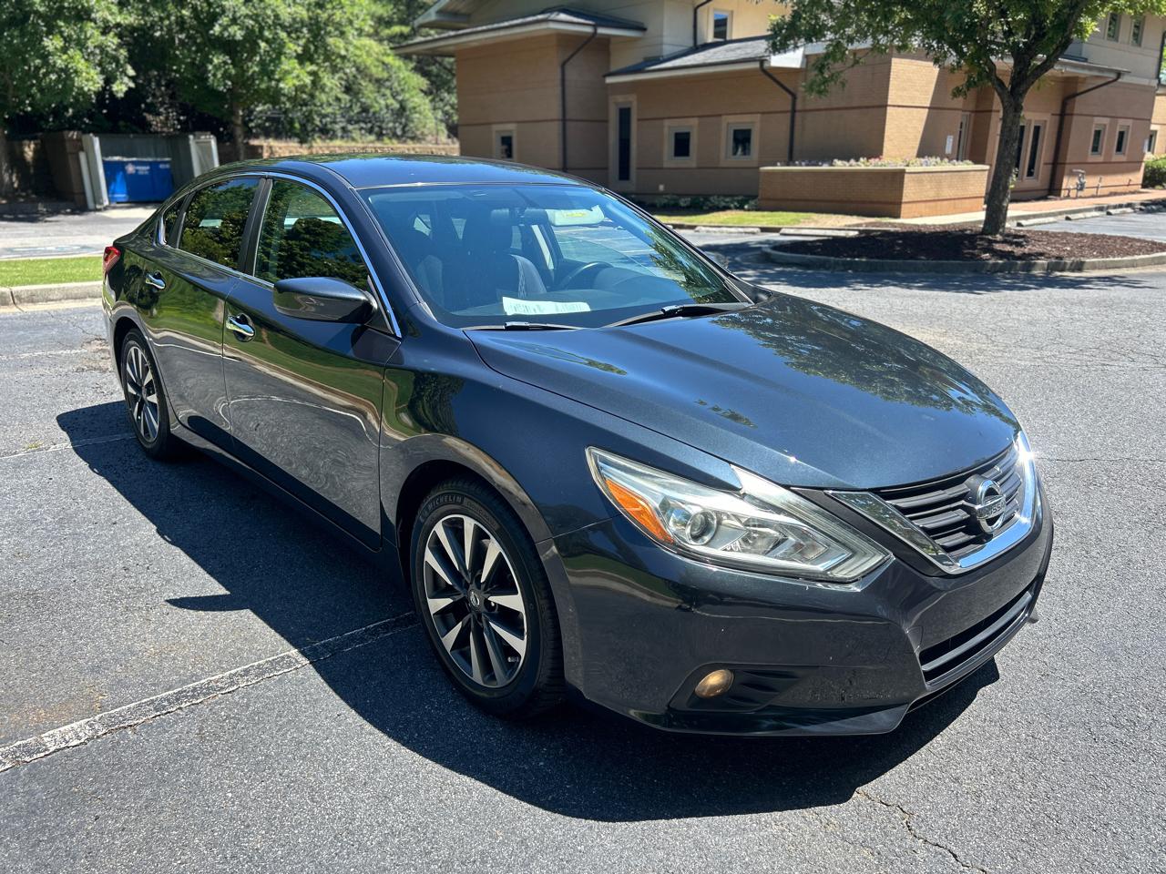 Nissan Altima 2.5 SV Sedan 2017