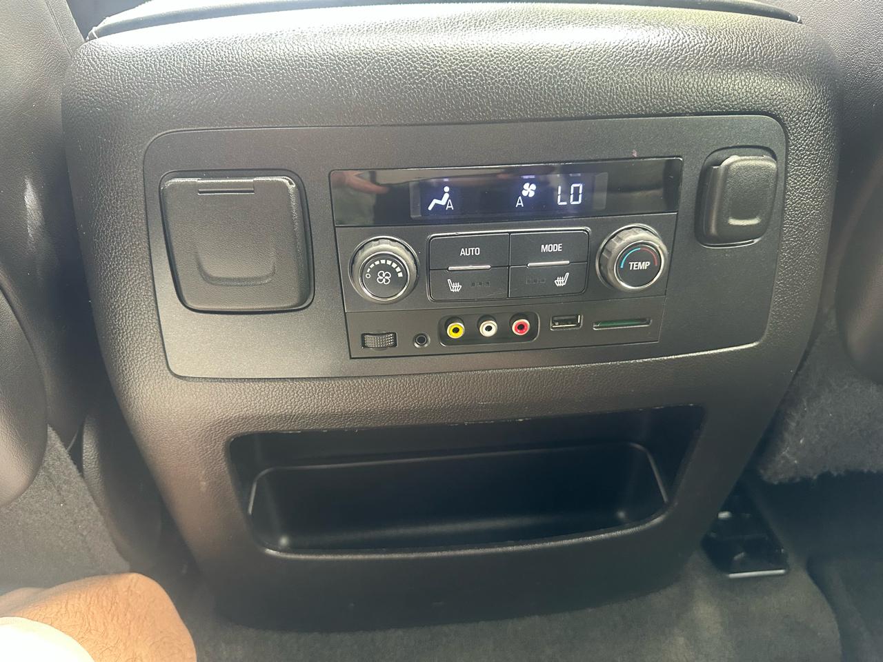 GMC Yukon XL Denali 2WD 2016