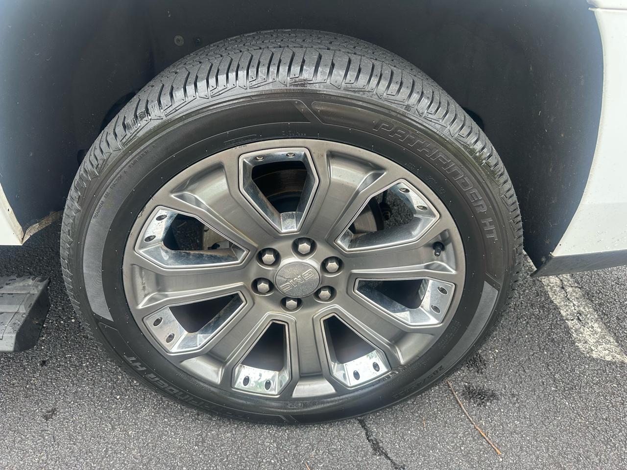 GMC Yukon XL Denali 2WD 2016