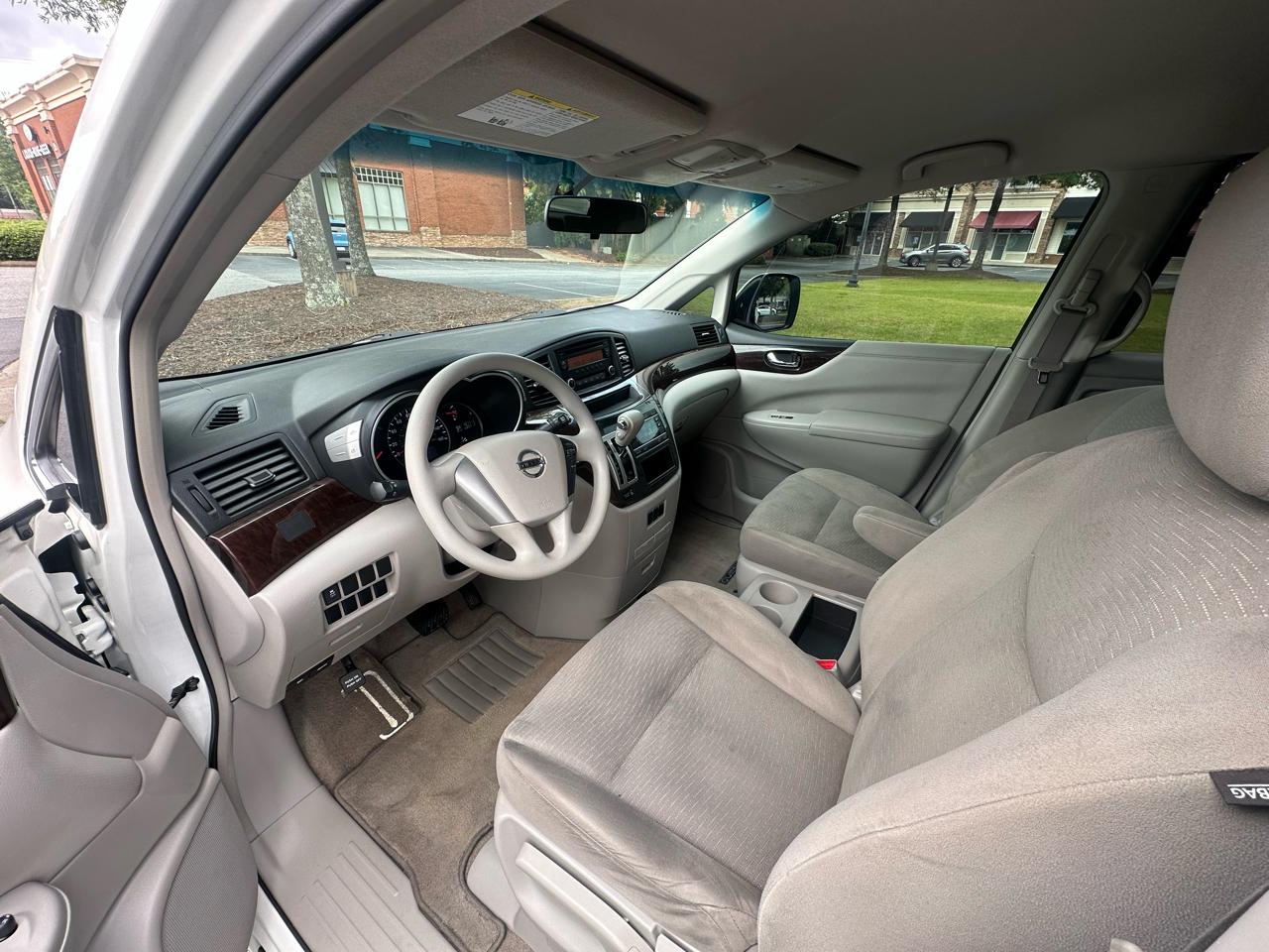 Nissan Quest S 2015