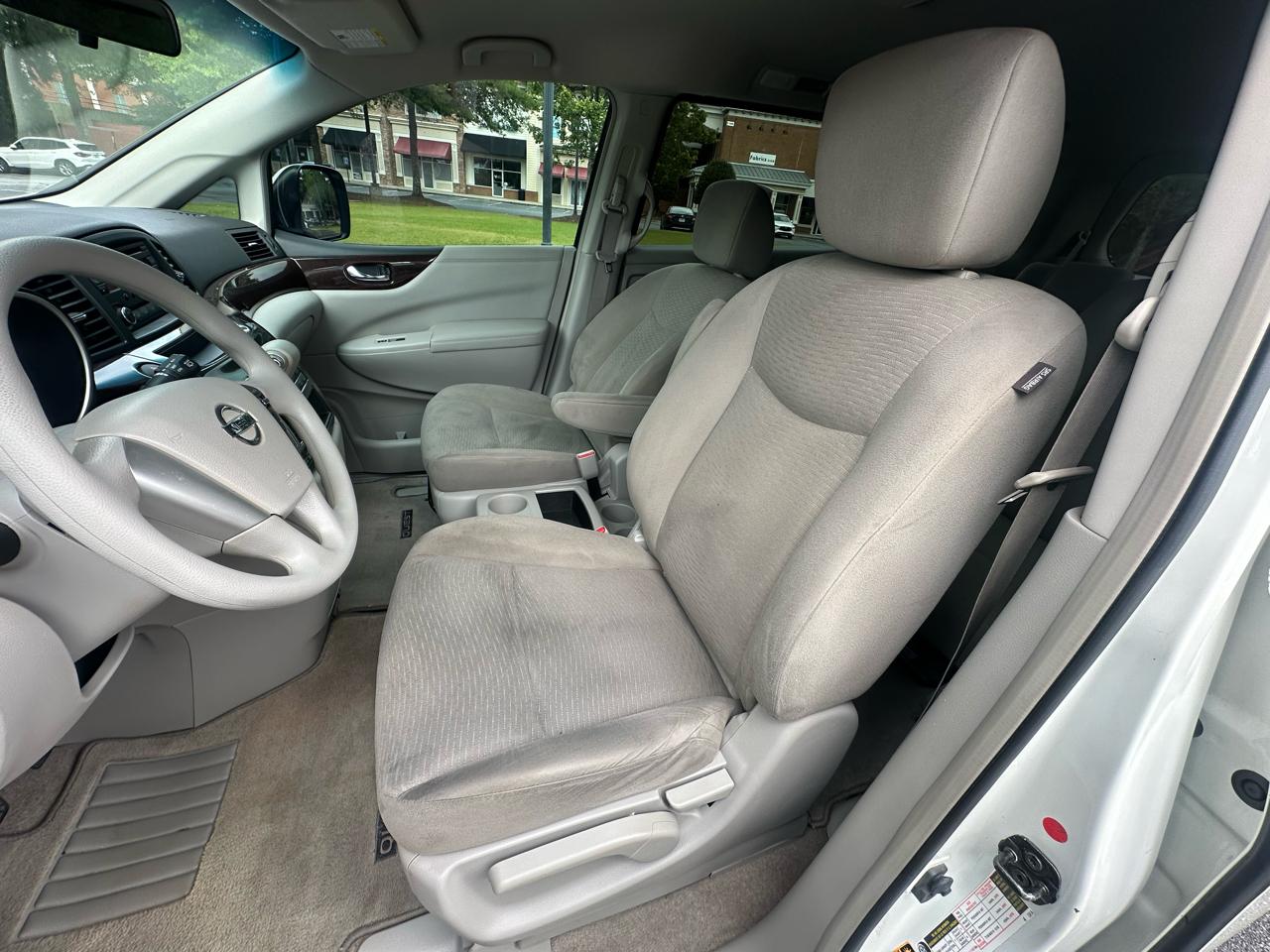 Nissan Quest S 2015