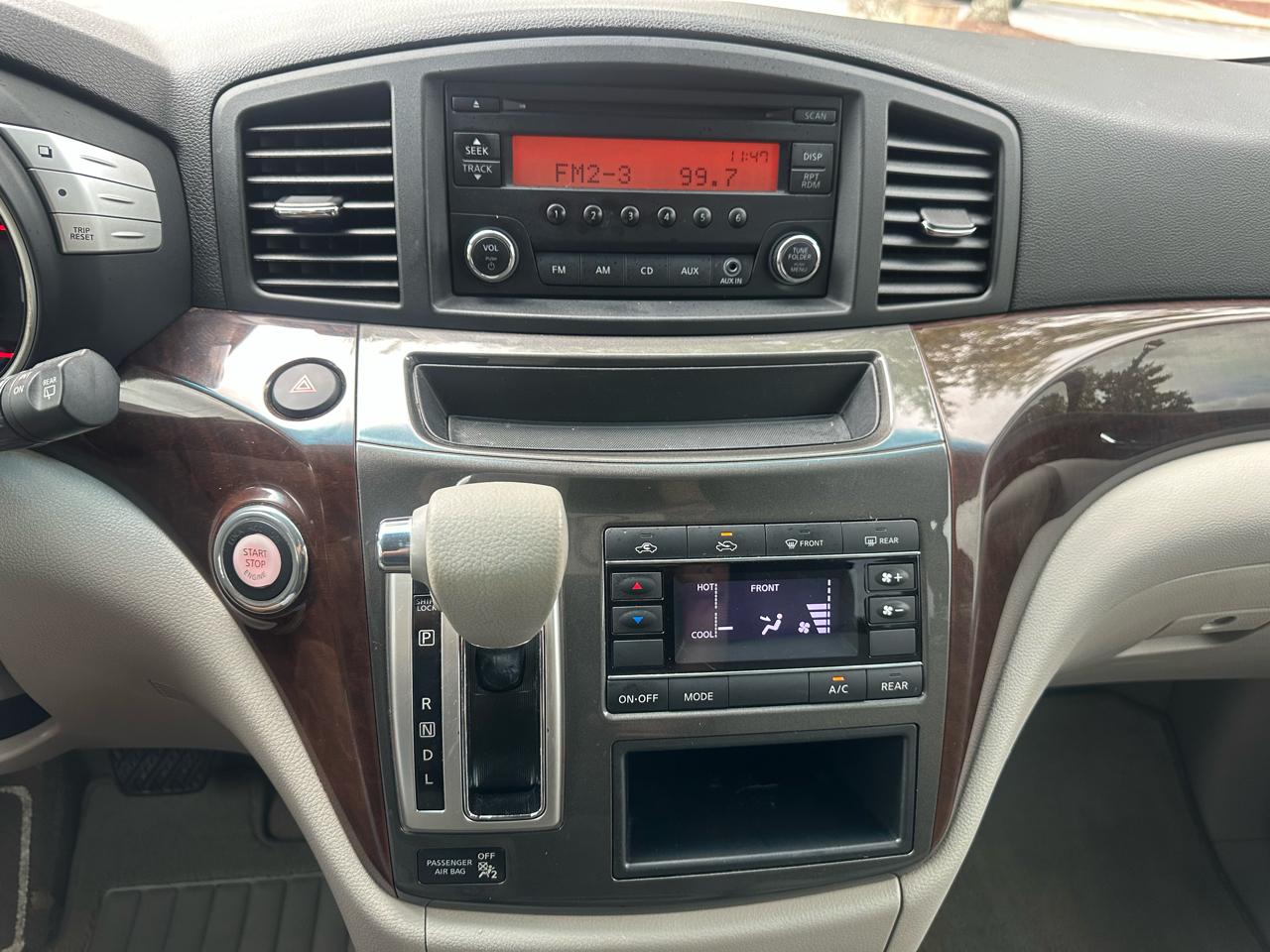 Nissan Quest S 2015