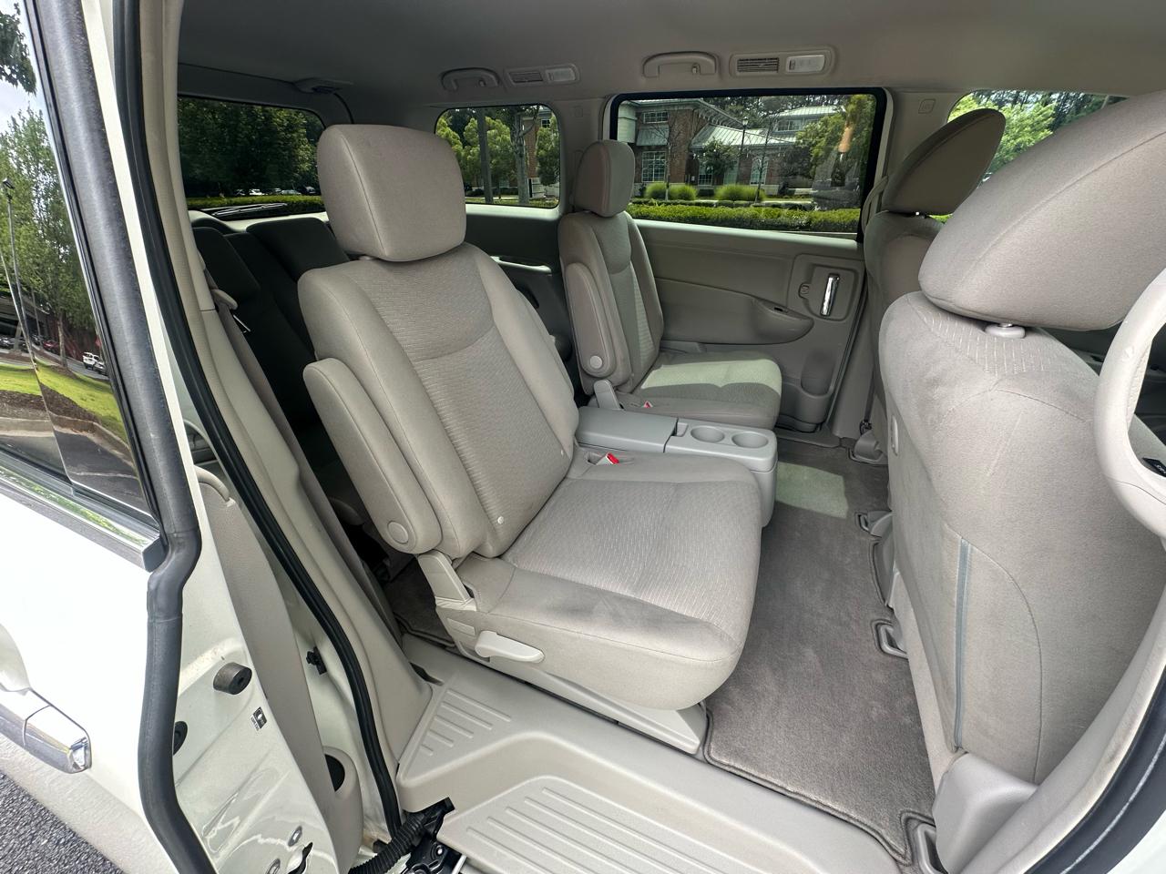 Nissan Quest S 2015