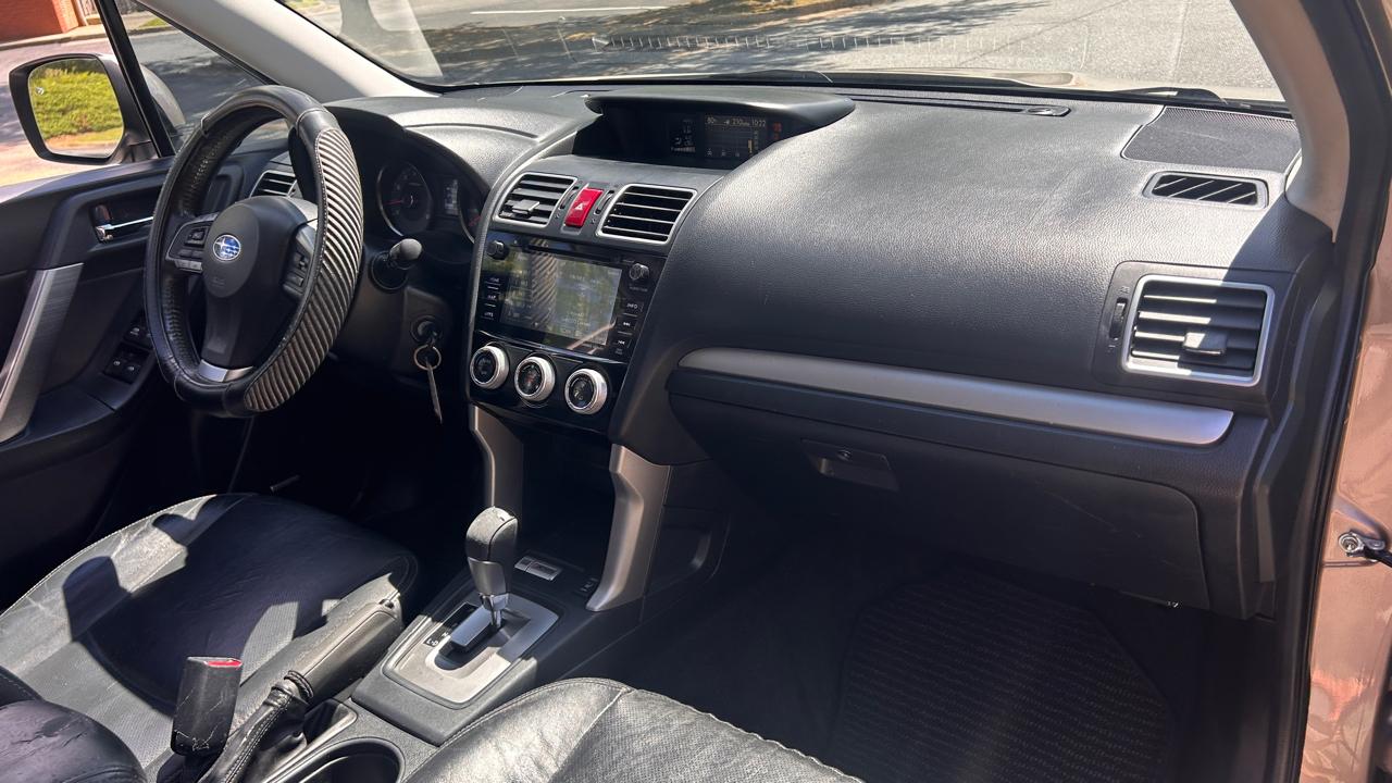 Subaru Forester 2.5i Limited 2016