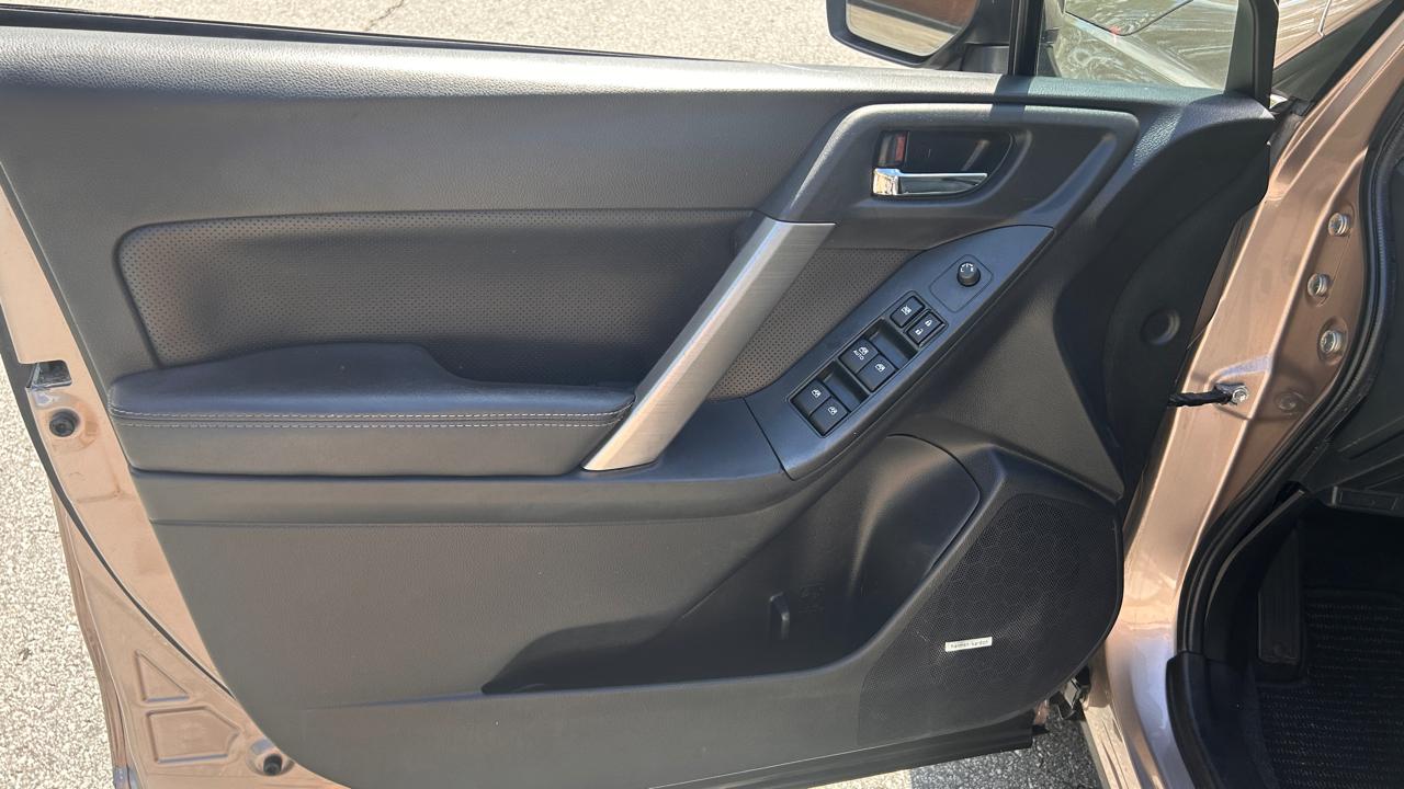 Subaru Forester 2.5i Limited 2016