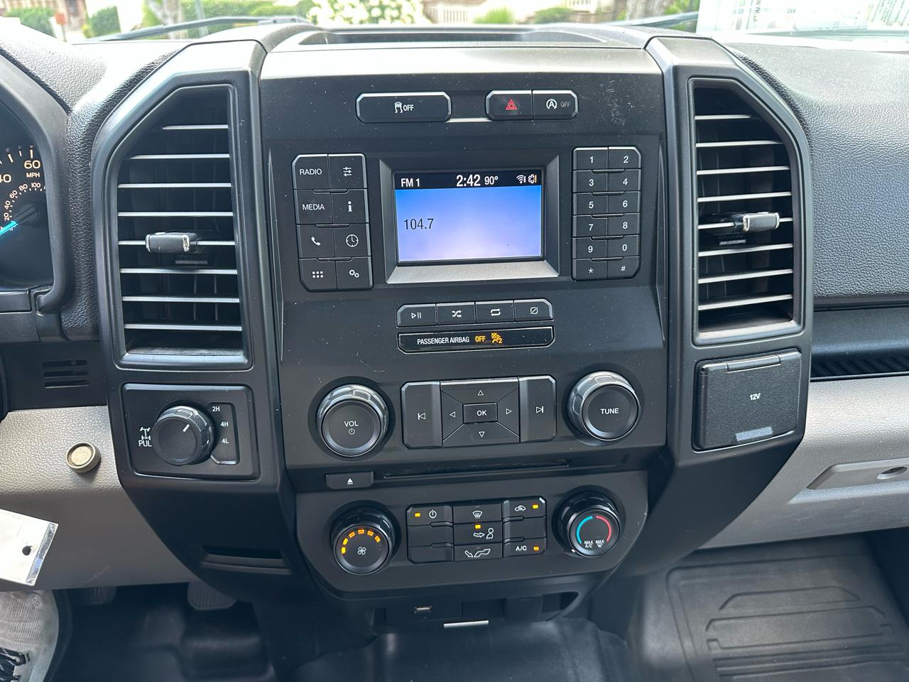 Ford F-150 4WD SuperCrew 145" FX4 2018