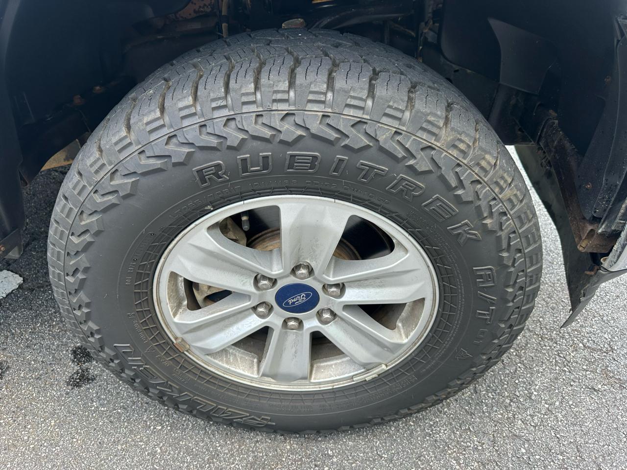 Ford F-150 4WD SuperCrew 145" FX4 2018
