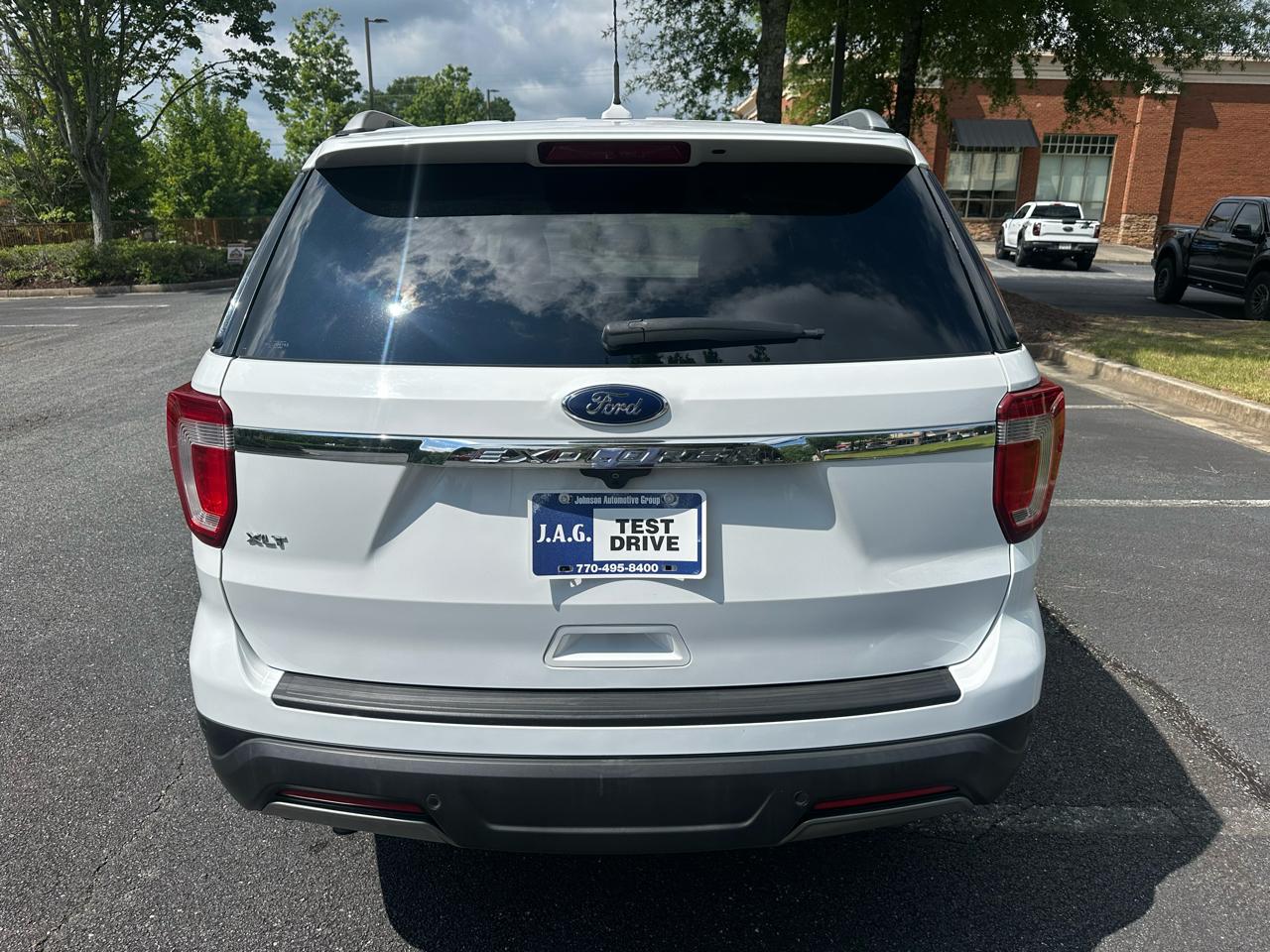 Ford Explorer XLT FWD 2019